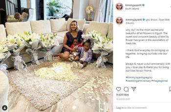 Kimmy Jayantin mendapatkan kado di hari anniversary pernikahan. (Instagram/kimmyjayanti)