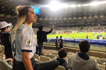 Sofia Calzetti, pacar Aguero calon WAGs baru Barcelona. (Instagram/soficalzetti)