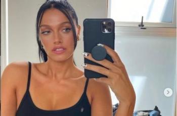 Oriana Sabatini seksi kenakan tanktop. (Instagram/orianasabatini)