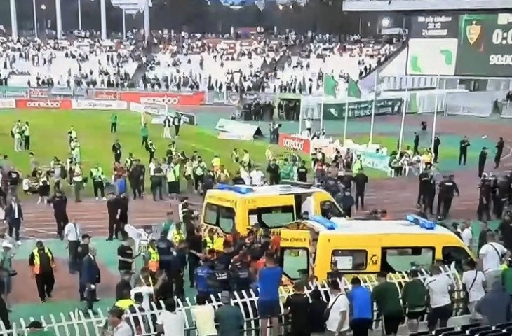 Tragedi Berdarah di Stadion 5 Juli Alzajair: 3 Suporter Tewas, 81 Alami Luka-luka [Tangkapa layar X]