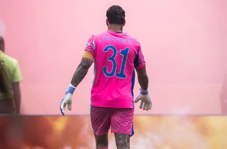 Ederson Bakal Tinggalkan Etihad, Man City Siapkan Mahar Rp830 M Demi Sang Pengganti [Instagram Ederson Moraes]
