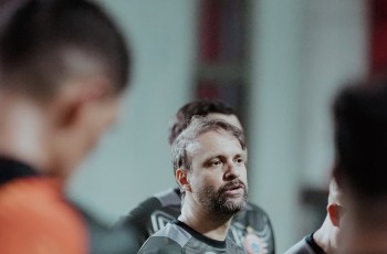 Hari Ayah Paling Manis: Persija Menang Telak, Souza Kirim Ciuman untuk Putrinya